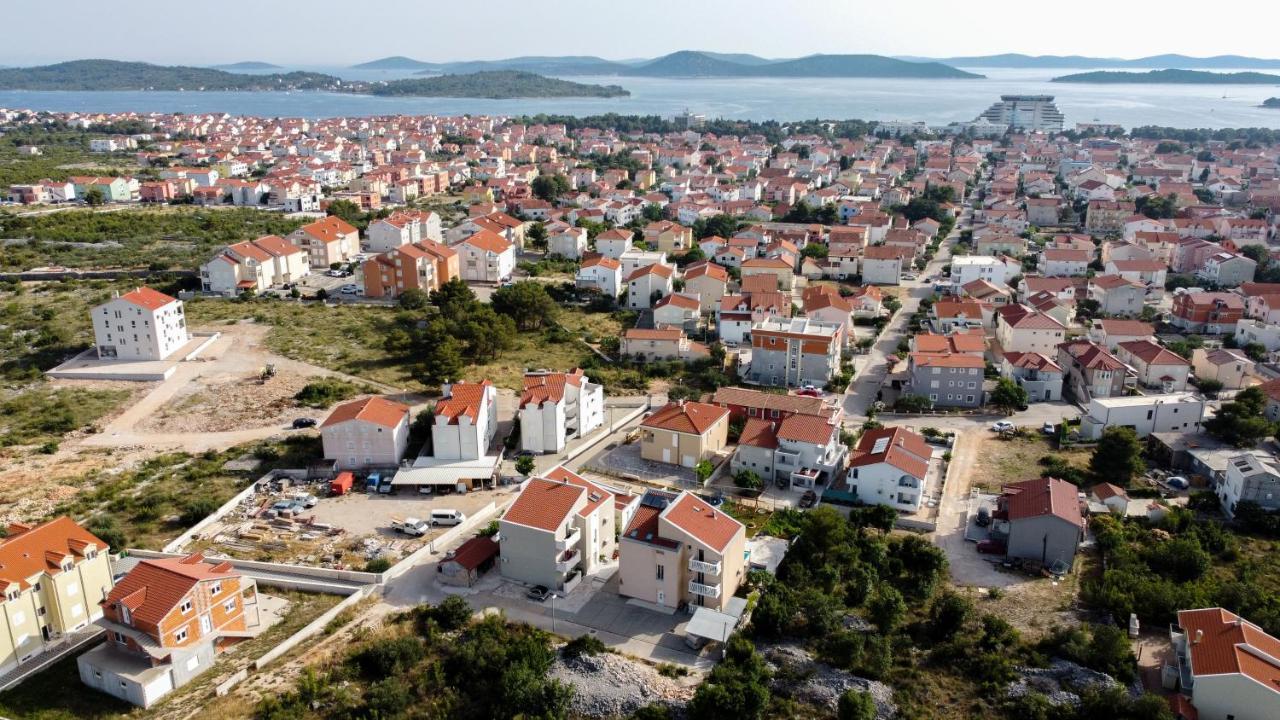 Apartmani Ivan V Relax Vodice Esterno foto