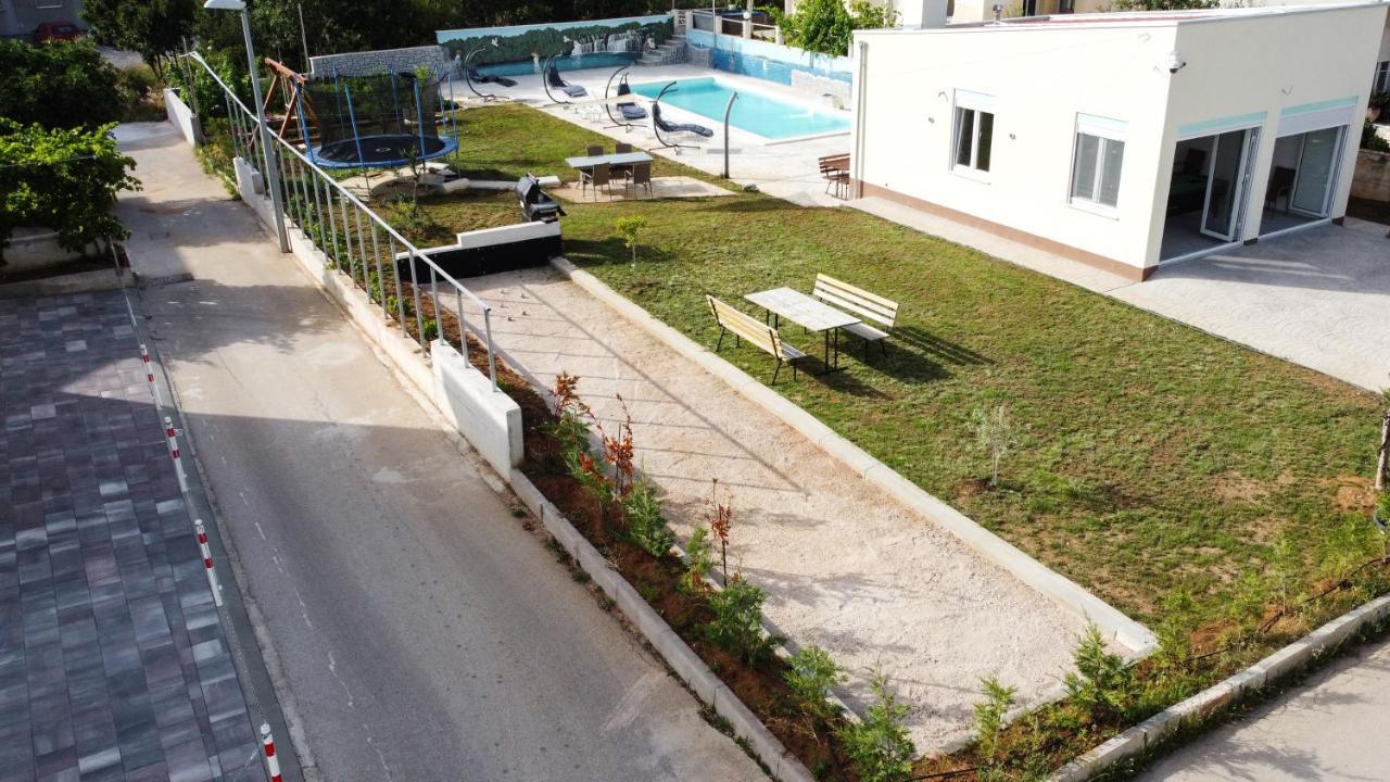 Apartmani Ivan V Relax Vodice Esterno foto